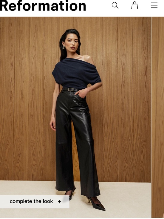 Reformation Tops - Reformation Iris knit top